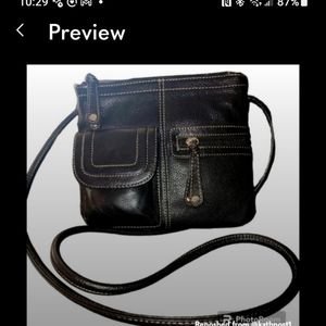 10/01 Donate Date Leather TIGNANELLO Black Crossbody Bag 7.5 x 8.75"